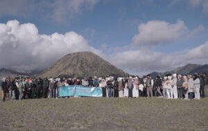 Tingkatkan Kompetensi Riset Interdisipliner, Prodi Ilmu Hadis UIN Salatiga Gelar KKL ke UINSA, Bromo, dan Kampung Qur’an